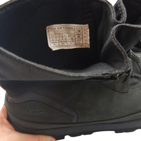 UGG Leather Lug Sole Lace Up Chunky Platform Combat Ankle Boots Black Size 9 - Picture 8 of 8
